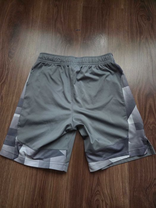 Nike оригинални къси панталони 140 ръст