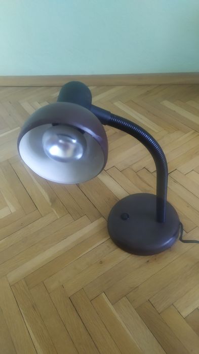 Настолна   лампа