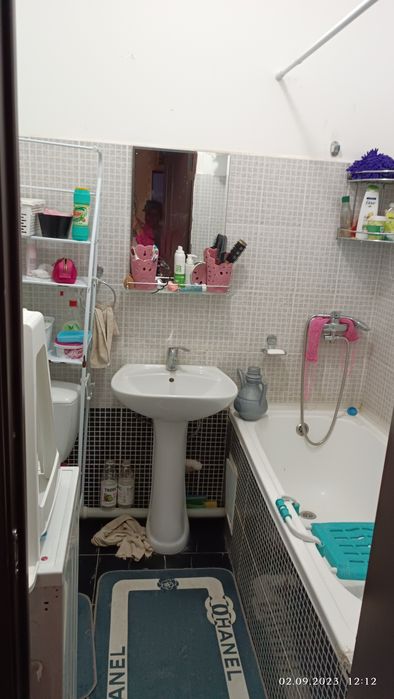 Продается своя квартира 2 комнат можно нежилое