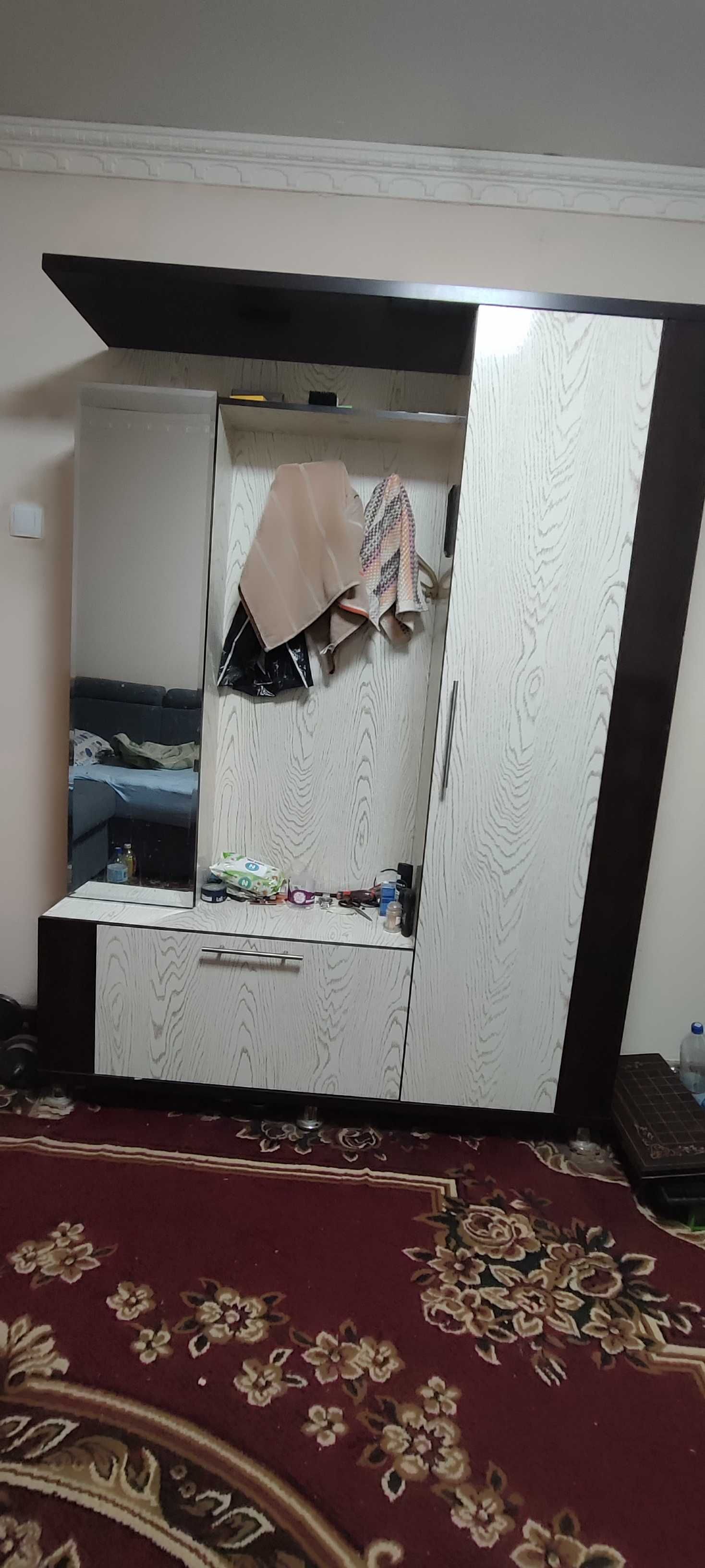 Прихожая мебель 150 × 40 × 190