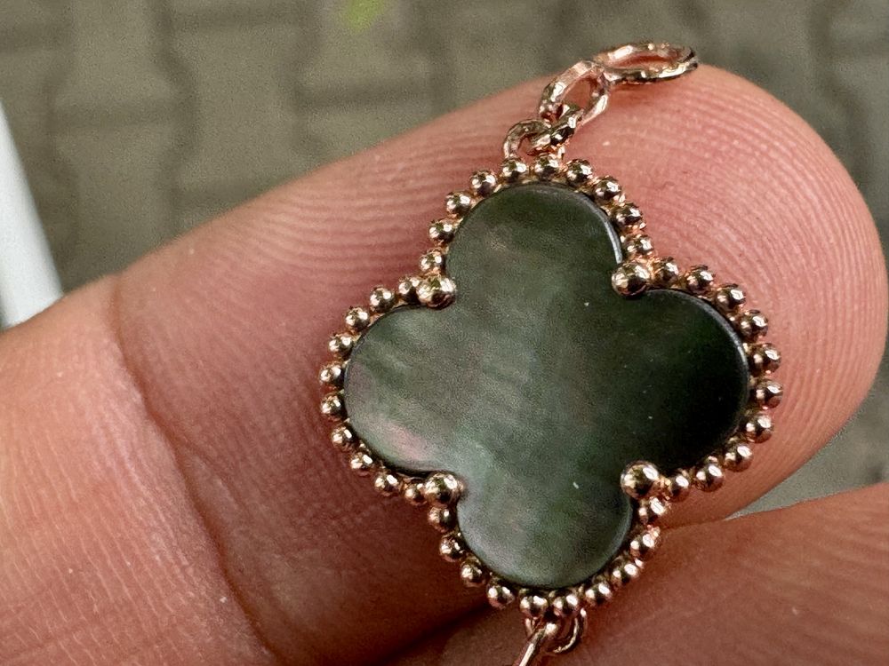 Van Cleef  гривна 18к