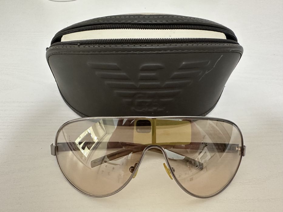 EMPORIO ARMANI очки солнцезащитные