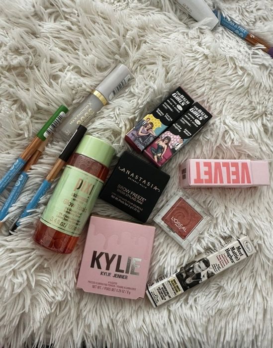 Коледни кутии за всеки