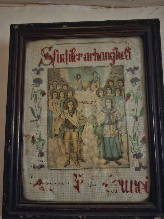 Icoană veche „Sfinţii Arhangheli" cu broderie manuală și ramă original
