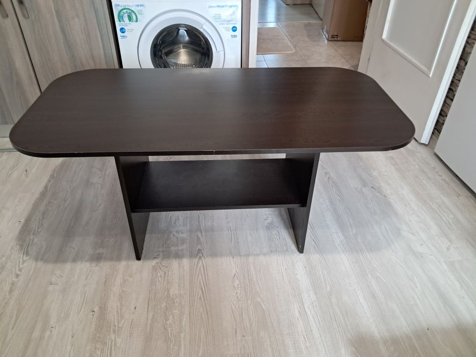 Маса за всекидневна