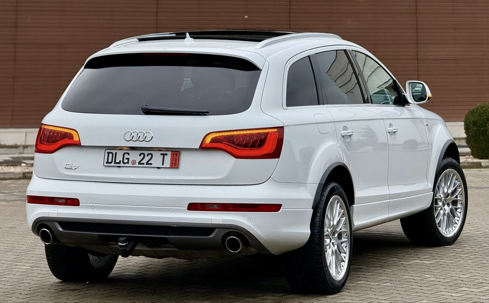 Audi Q7/S-Line/3.0 Tdi/245cp/7Locuri/Panoramic/BOSE/Alcantara/JanteR20