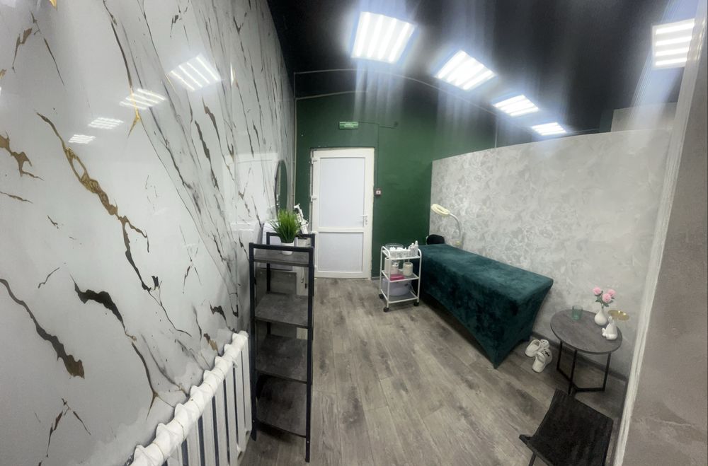 Сдам в аренду место в салоне красоты