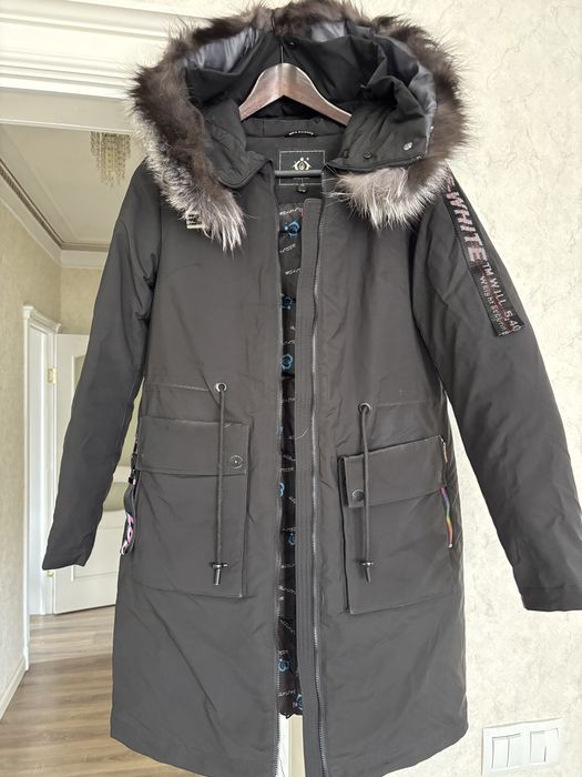 Продам зимний пуховик