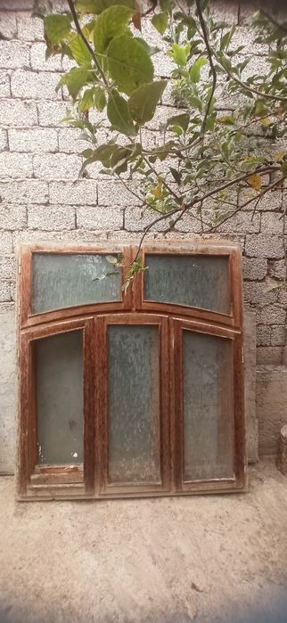 Тахта ром сотилади