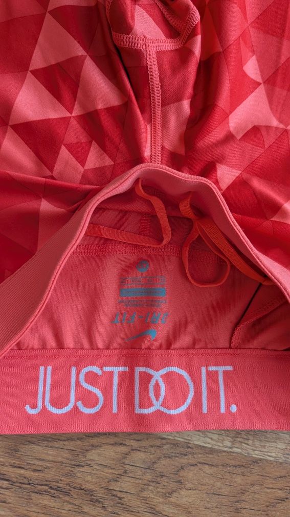 Дамски клин Nike XS