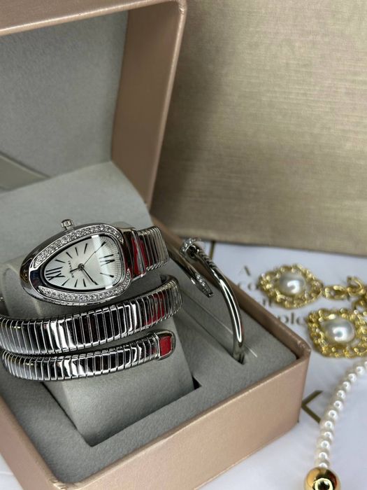 Часы женские люкс