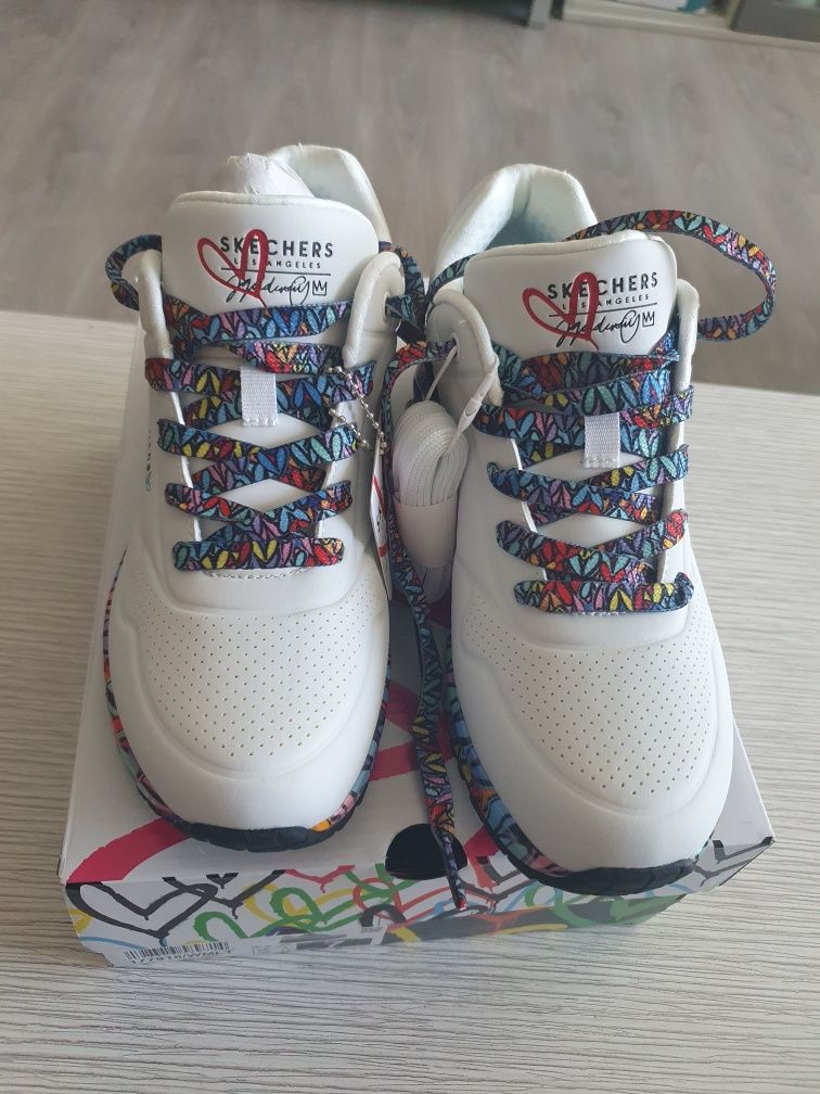 Маратонки Skechers 37