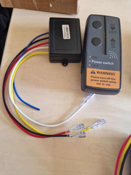 Tecomandă troliu wireless 12V/ 24V