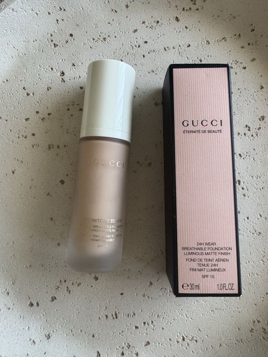 Fond de ten Gucci