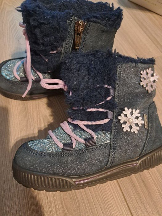 Ghetute fetite Primigi