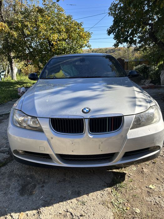 Se vinde bmw seria 3,320d e90