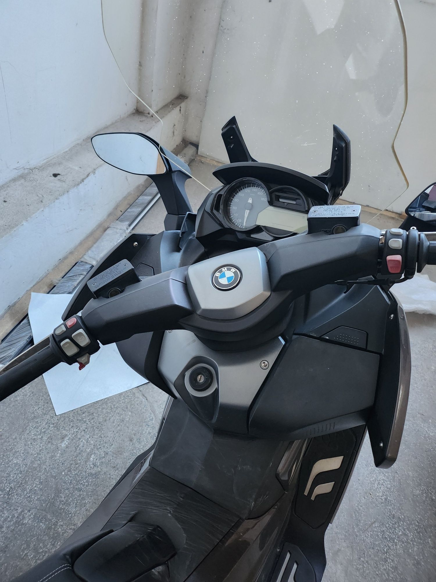Мотоциклет БМВ GT 650
