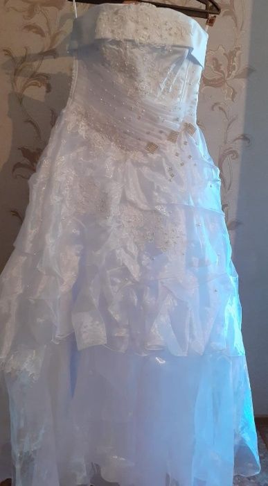 Продам свадебное платье