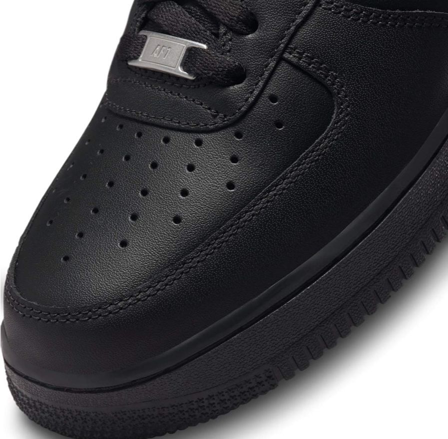 Nike Air Force 1 Triple Black UK8.5/EUR43номер/27.5см.