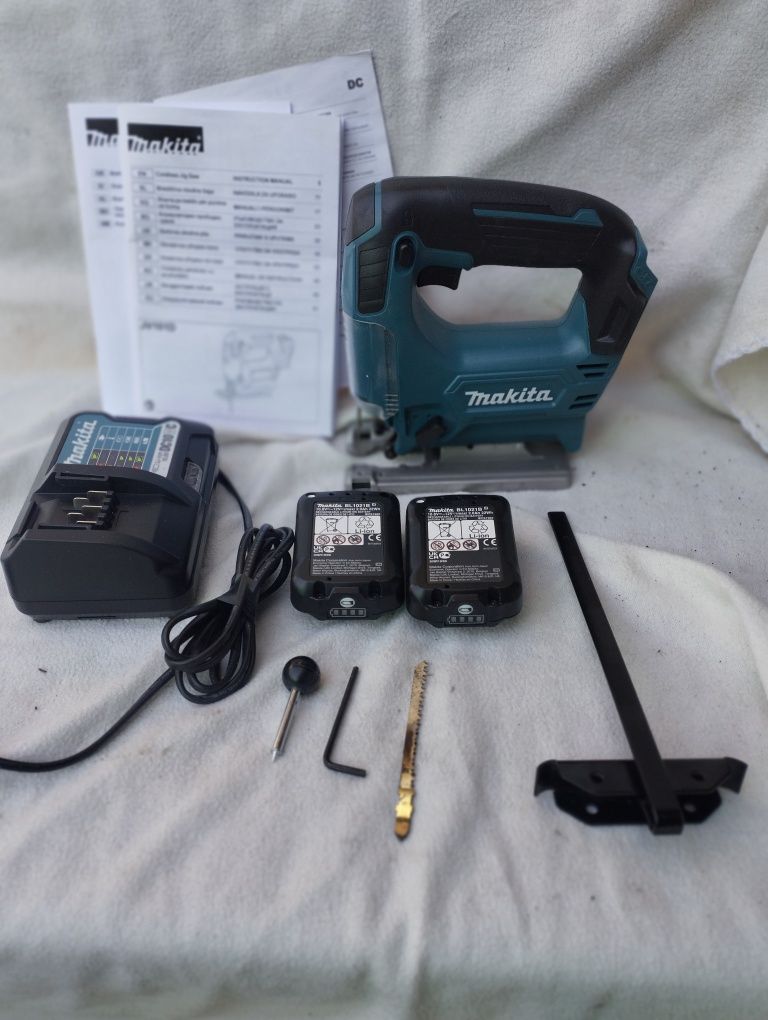 Makita JV101D акумулаторен прободен трион/зеге
