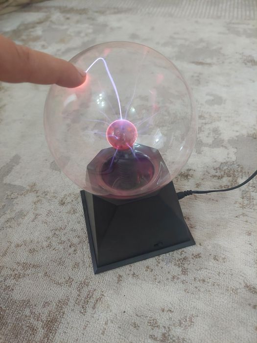 Lot jucarii educative - Plasma Ball si Robot intera