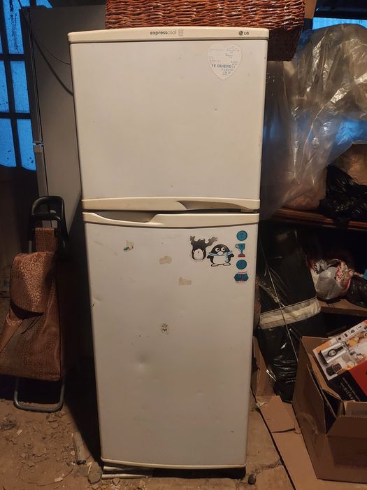 Холодильник рабочий