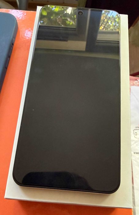 Nothing CMF Phone 2 Pro impecabil plus husă