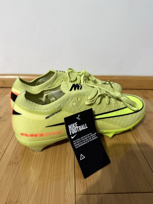 Ghete Fotbal Nike Mercurial