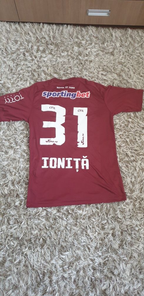 Vand tricou cu Alex Ioniță CFR Cluj Predare personală doar în Bucureșt