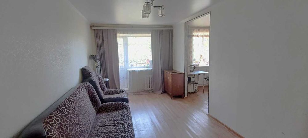 Продам отличную 2-х комнатную квартиру в центре города