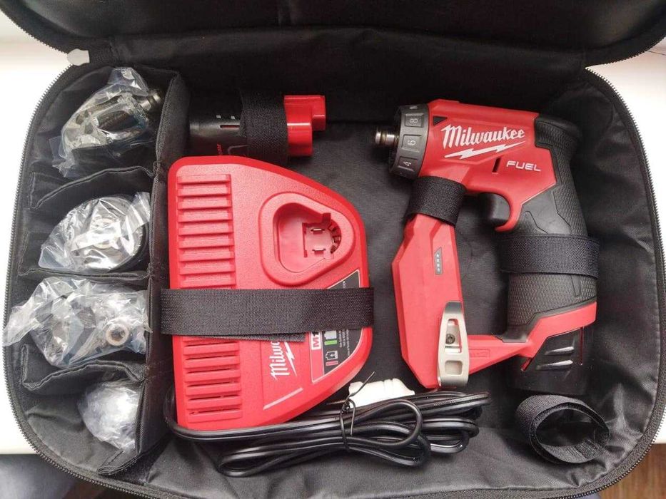 Аккумуляторная дрель-шуруповерт Milwaukee M12 FUEL FDDXKIT-0X