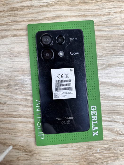 Redmi Not 13 256гб минус нет все рабочий чехол и стекло в падарок.