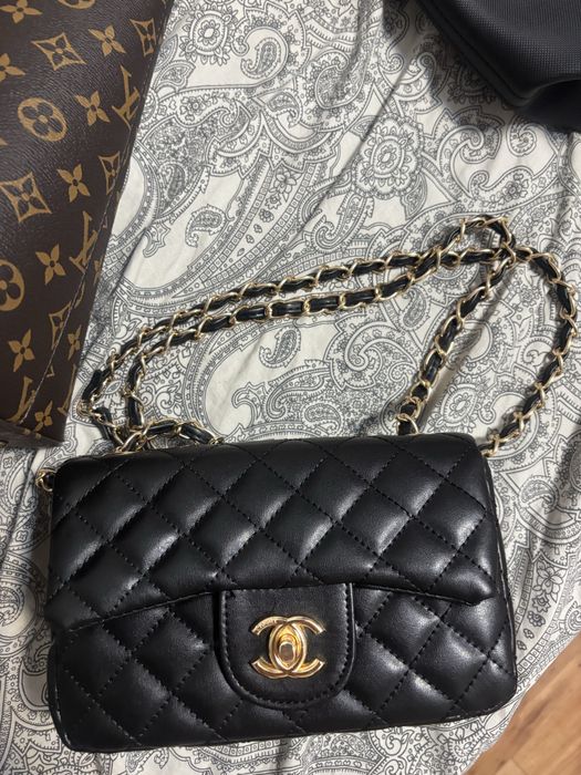Черна чанта Chanel