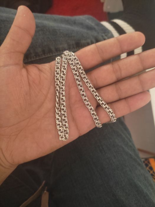 Kumush tros holati zor erkaklar uchun