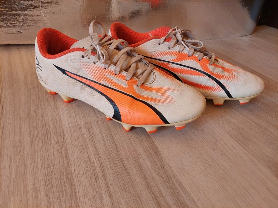 Ghete crampoane PUMA nr.40