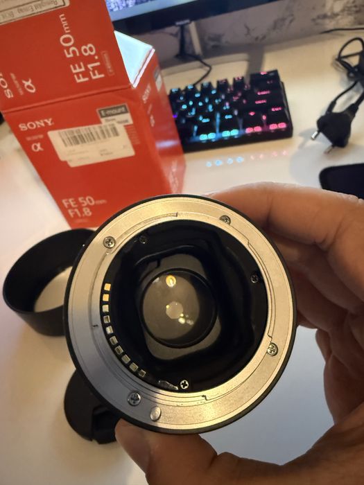 Sony FE 50mm f1.8