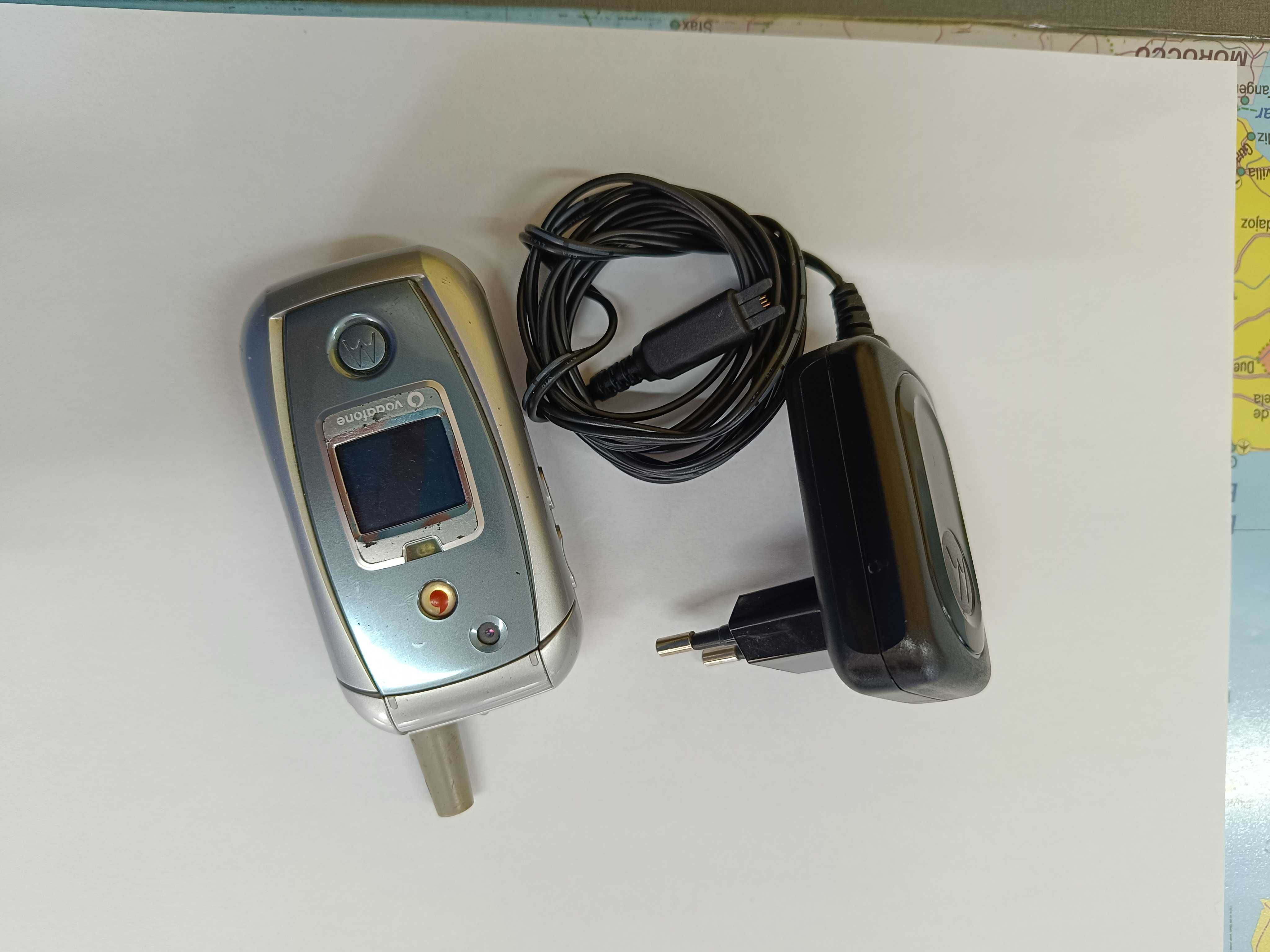 Мобилен телефон Motorola V980