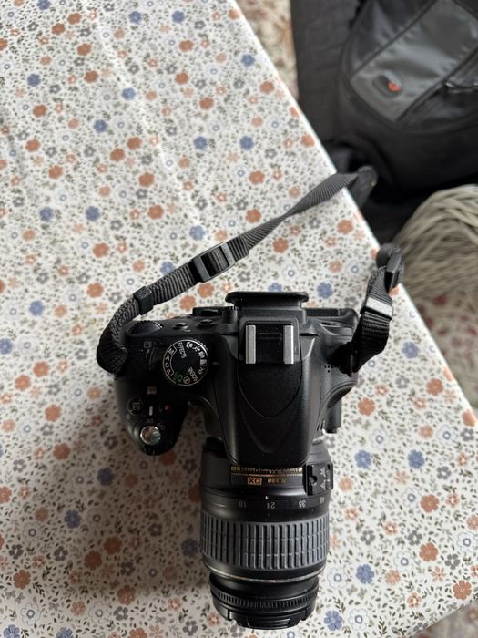 Vand Nikon D5100 kit complet