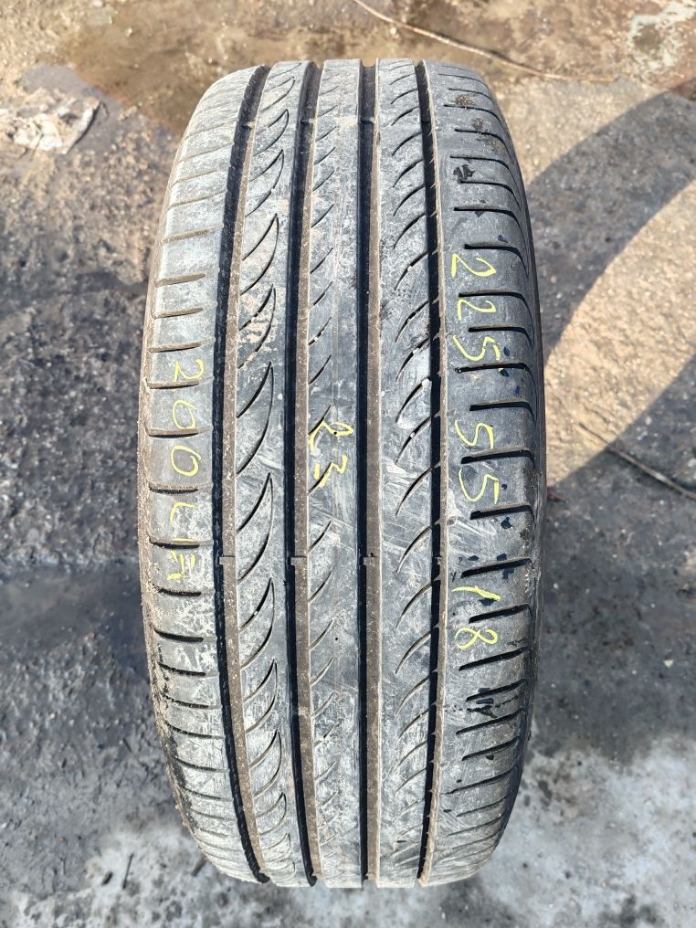 1x 225 55 18 vara Pirelli