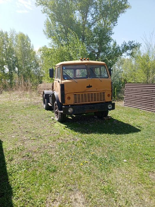 Продам МАЗ тягач