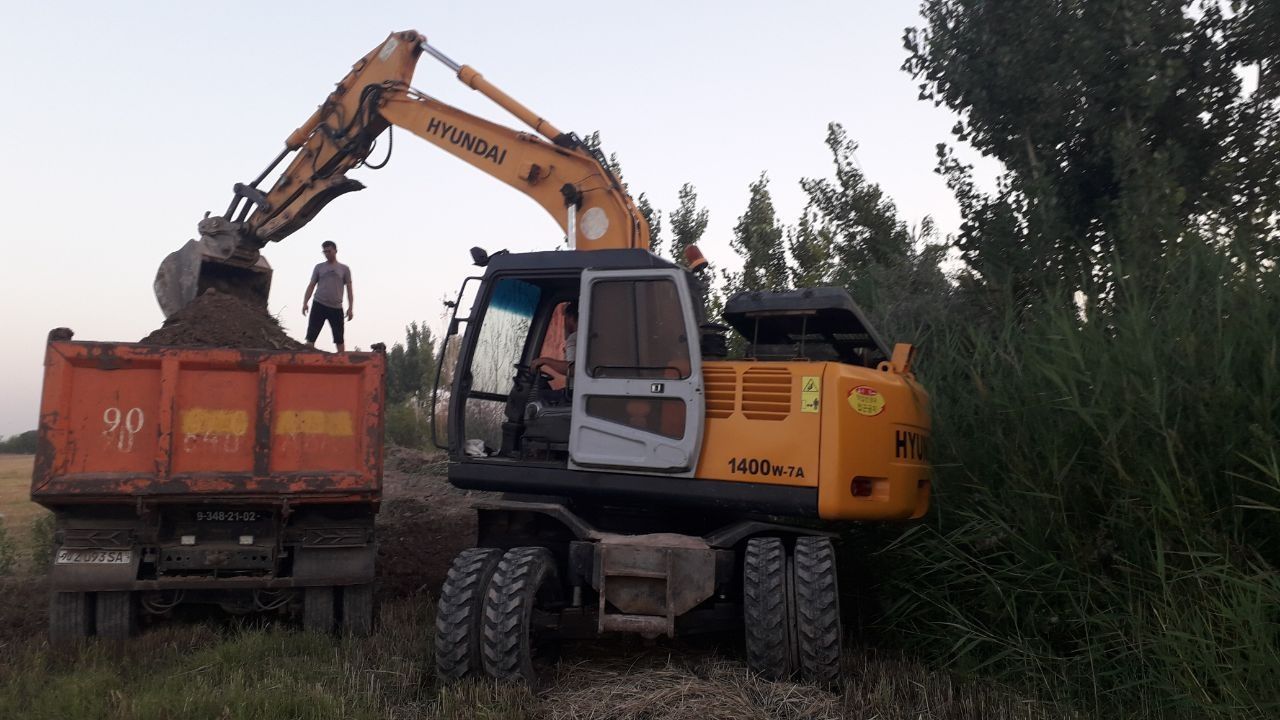 HYUNDAI 1400 yili-2008 holati a'lo