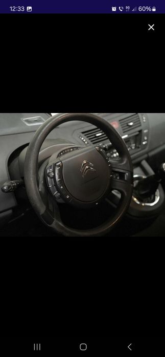 Vând Citroen C4 2012