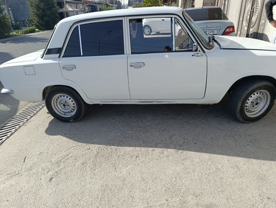 Жигули  21011 хамажойи идеал