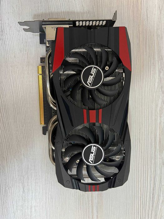 Игровая видеокарта ASUS GTX 760 2GB Гарантия 1 мес
