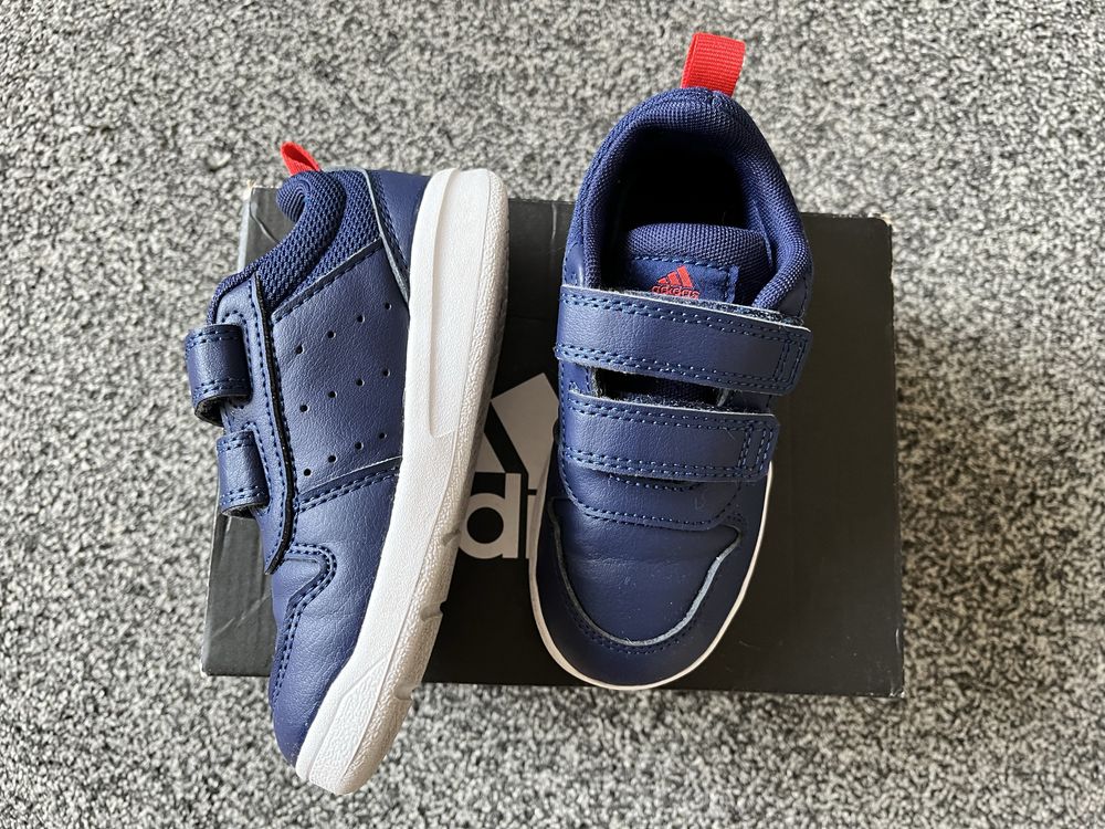 Adidas tensaur I S24053