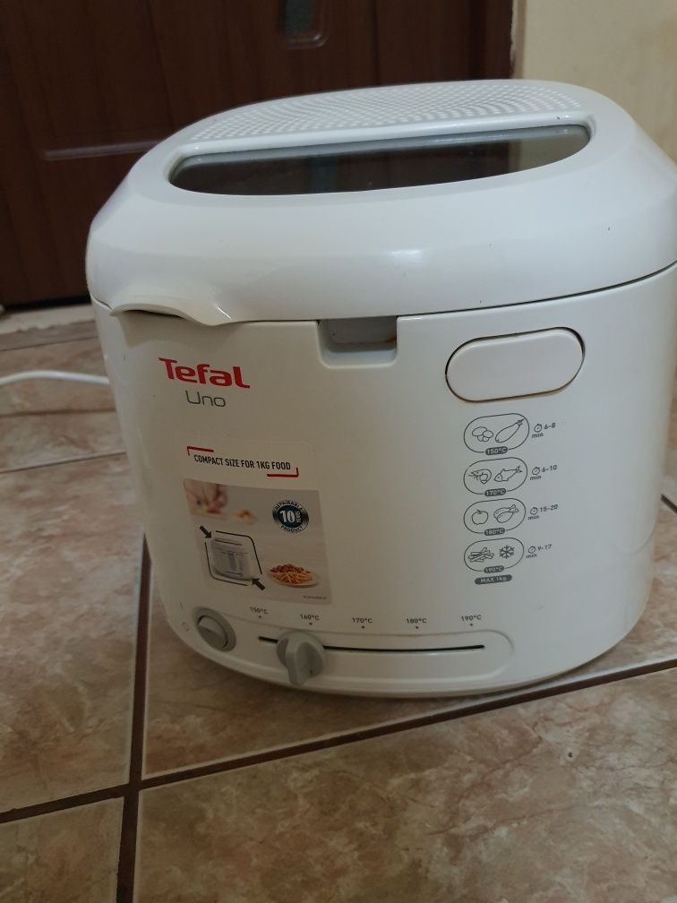 Vand friteuza Tefal