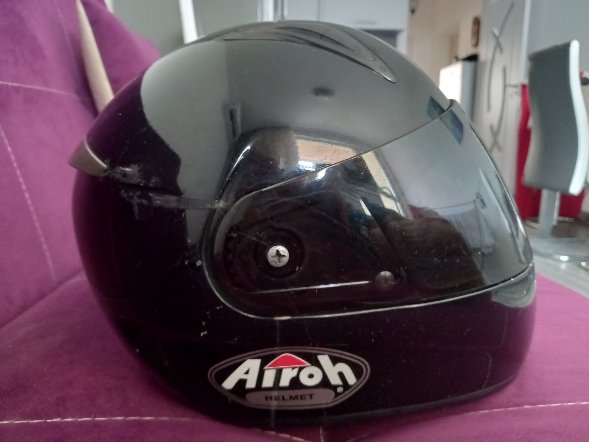 Каска Airoh размер M