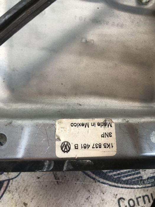 macara geam stanga fata  volkswagen golf 5 2007