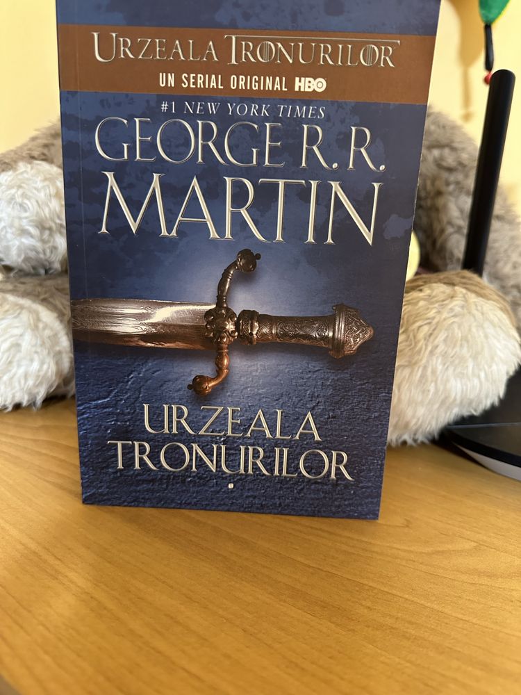 Game Of Thrones/Urzeala Tronurilor- George R.R Martin