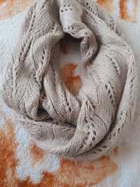 Fular tricotat manual,  gen guler